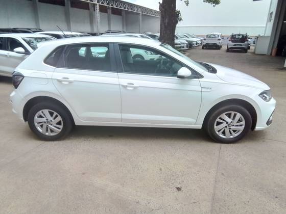 VOLKSWAGEN POLO 1.0 170 TSI COMFORTLINE AUTOMÁTICO